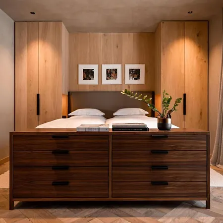 Villa Contact Us At What App - 0041-798-079-427 To Book!! Luxury Ski-in-ski-out Home-lech With 5 Bedrooms