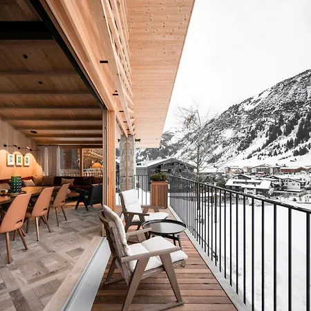 Contact Us At What App - 0041-798-079-427 To Book!! Luxury Ski-in-ski-out Home-lech With 5 Bedrooms *